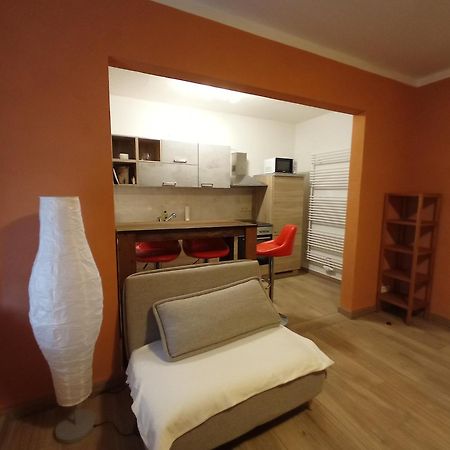 Kleine 1-Raum-Ferienwohnung Mit Hohem Komfort Teuchern المظهر الخارجي الصورة